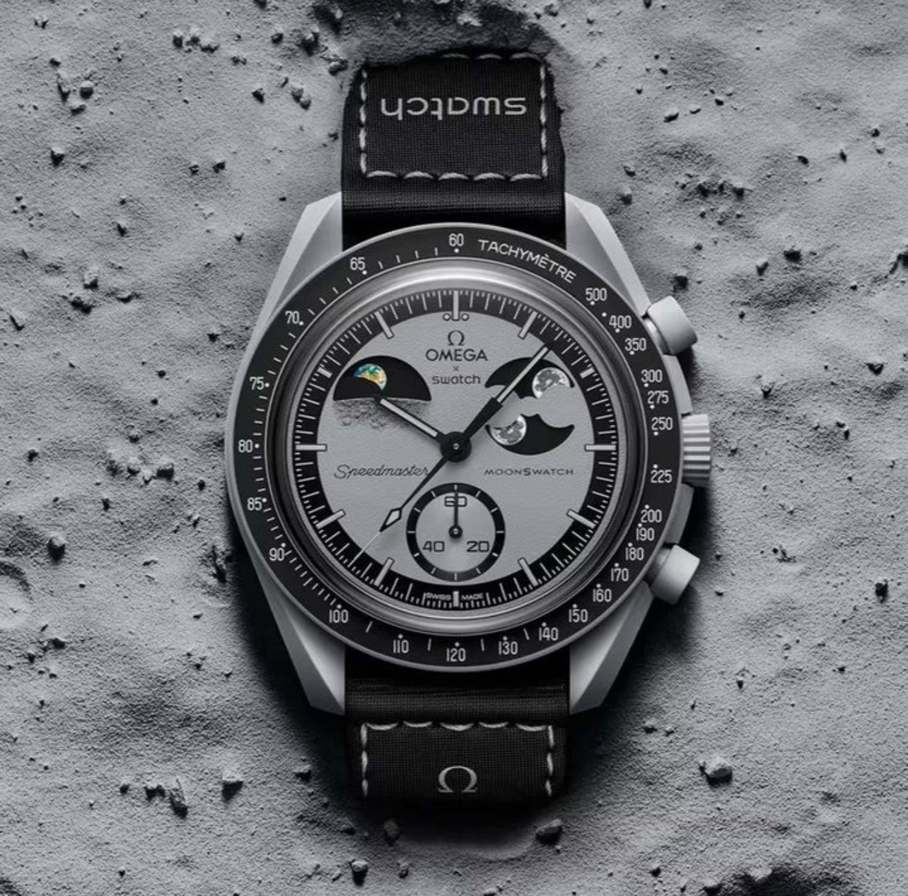 MOONSWATCH MISSION TO EARTHPHASE - SWATCH X OMEGA BIOCERAMIC