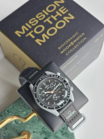 MOONSWATCH MISSION TO THE MOONSHINE GOLD - SWATCH X OMEGA BIOCERAMIC